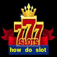 how do slot machines pay out